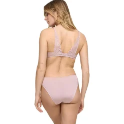 Brazilian-Slip