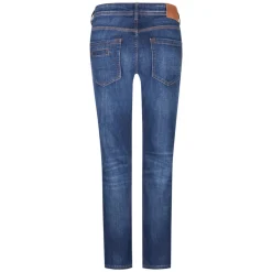 Jeans Model Theda boyfriend