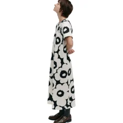 Kleid PISTEINEN UNIKKO