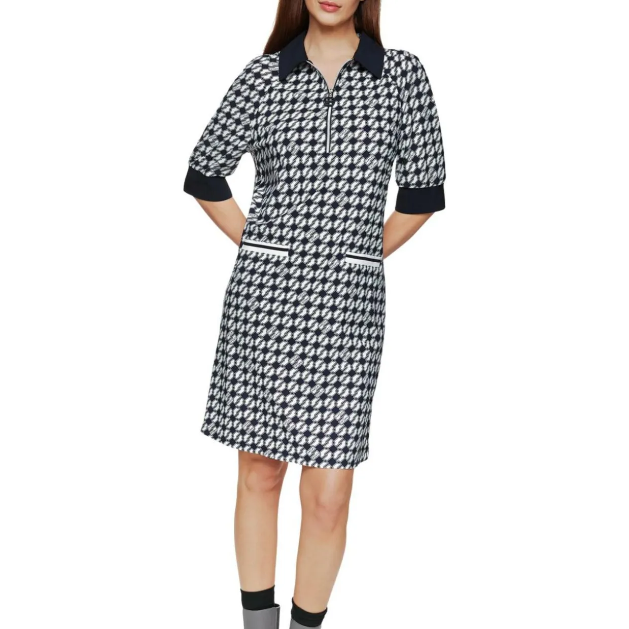 Print-Kleid aus Scubajersey
