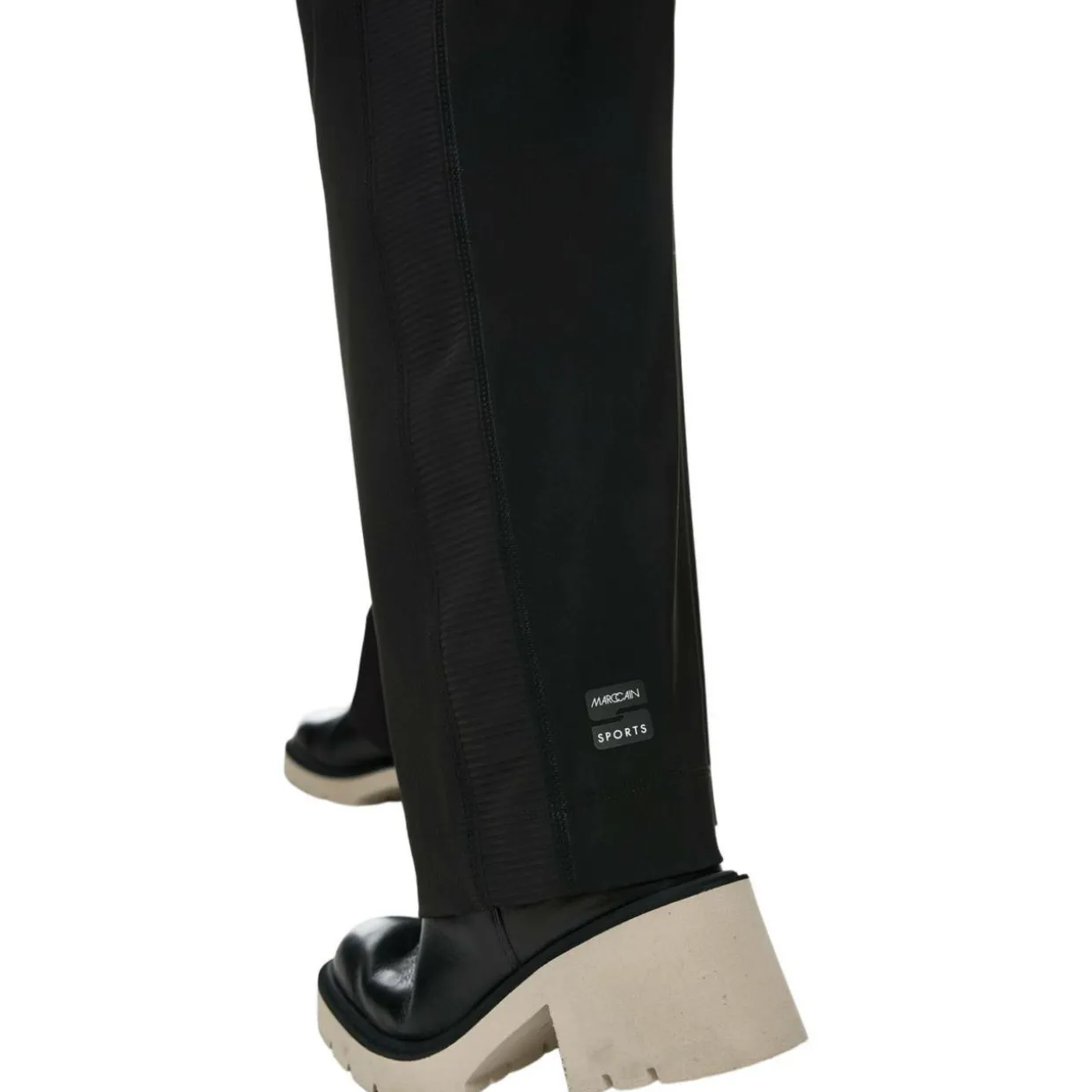 Schlupfhose wedi "rethink together"