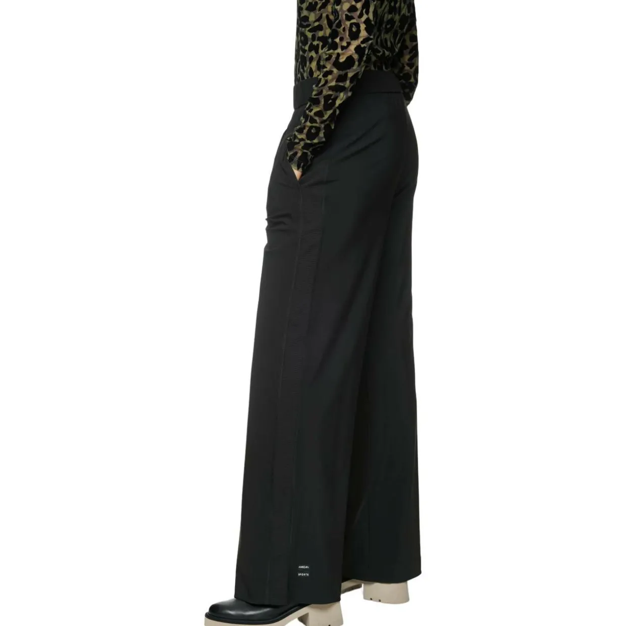 Schlupfhose wedi "rethink together"