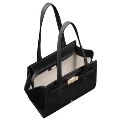 Shopper Farah M
