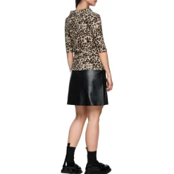 Trendiges t-shirt mit leo-print