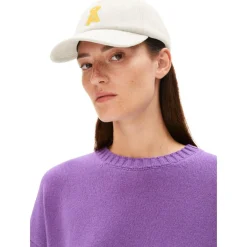 Yenaas sweat